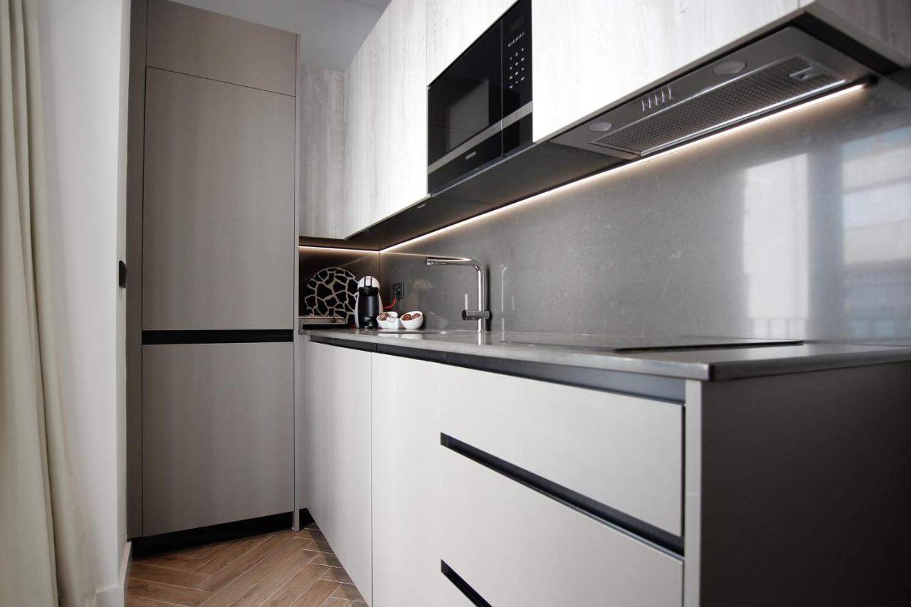 Duplex-Penthouse Cabo Noval, By Homing U Apartment Seville Luaran gambar