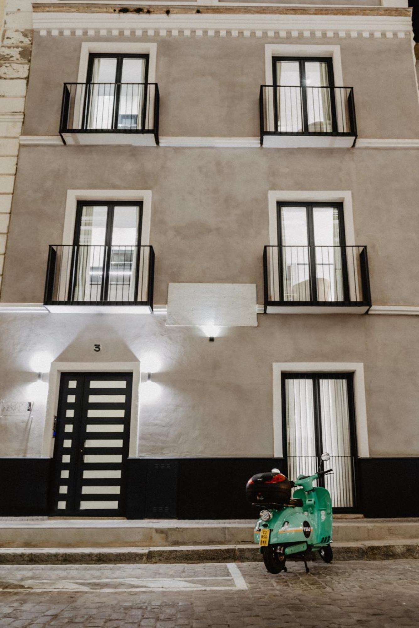 Duplex-Penthouse Cabo Noval, By Homing U Apartment Seville Luaran gambar